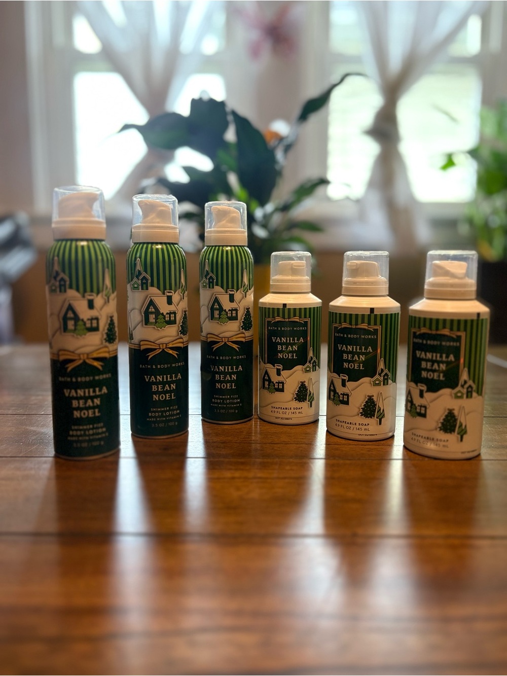 NEW 6 piece lot Bath & Body Works Vanilla Bean Noel Shimmer Fizz & Shapeable Soa